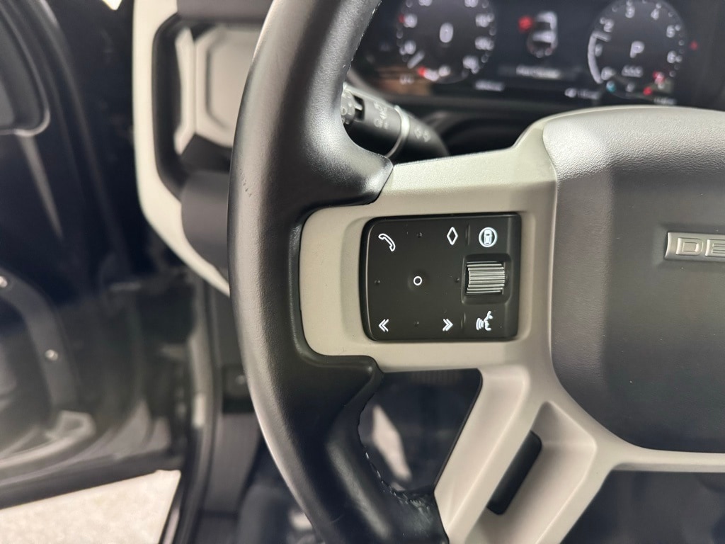 2024 LAND ROVER DEFENDER - Image 16