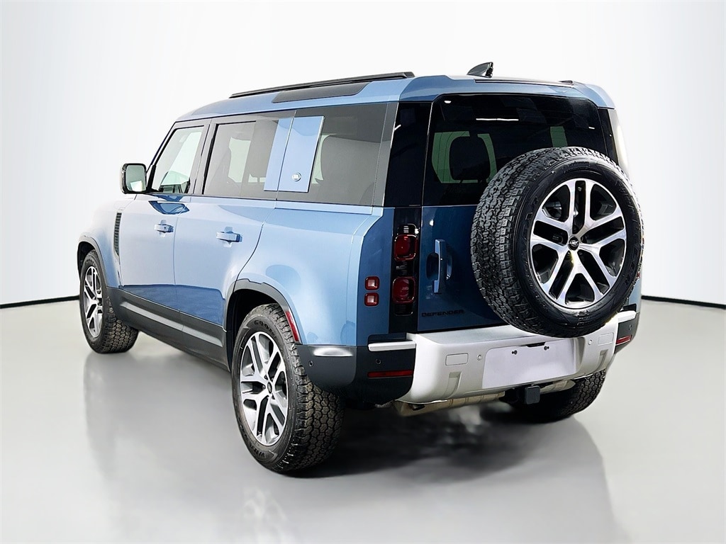 2024 LAND ROVER DEFENDER - Image 8