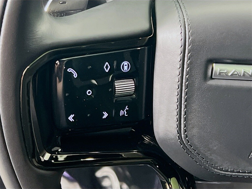 2025 LAND ROVER RANGE ROVER VELAR - Image 10