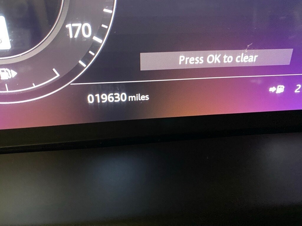 2020 LAND ROVER RANGE ROVER VELAR - Image 15