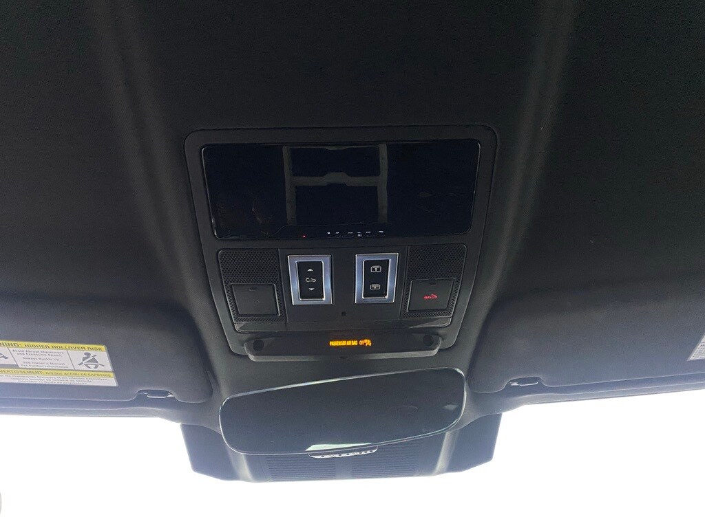 2025 LAND ROVER DEFENDER - Image 25