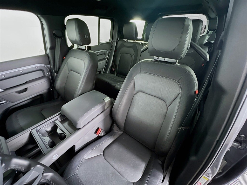 2024 LAND ROVER DEFENDER - Image 21