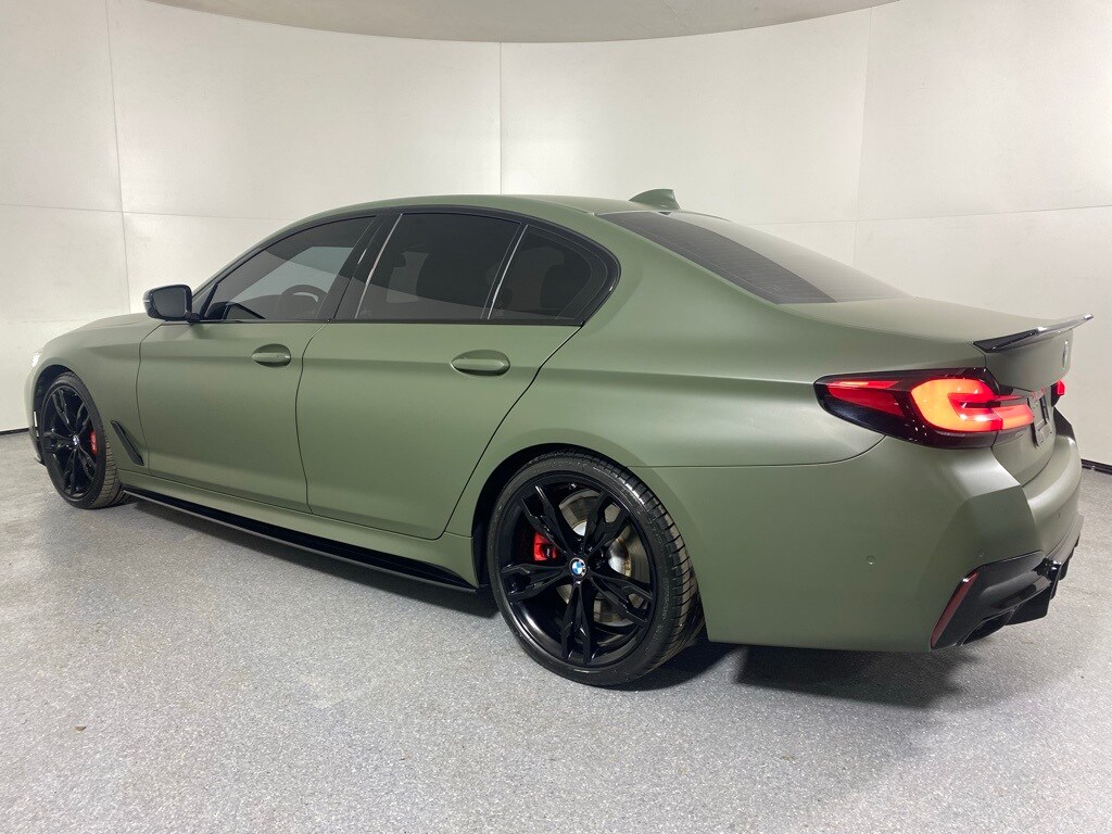 2023 BMW M550I - Image 7