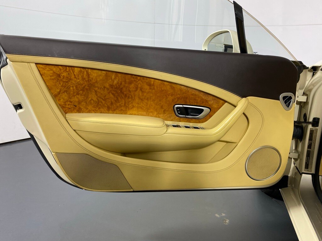 2012 BENTLEY CONTINENTAL - Image 22