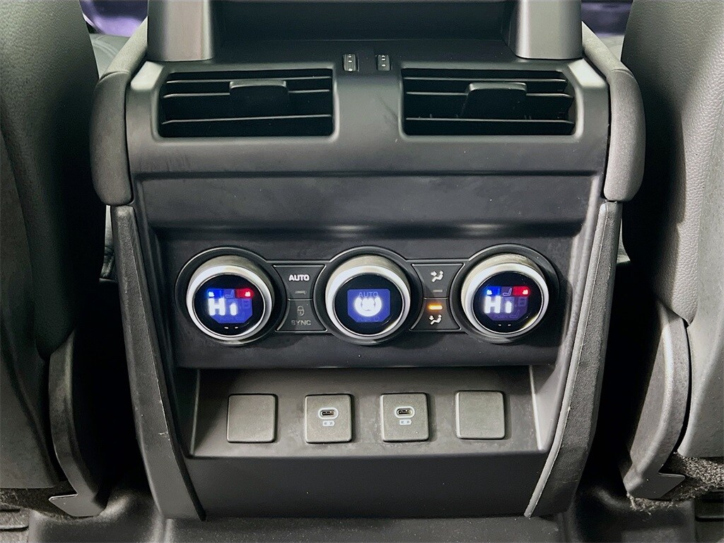 2023 LAND ROVER DEFENDER - Image 27