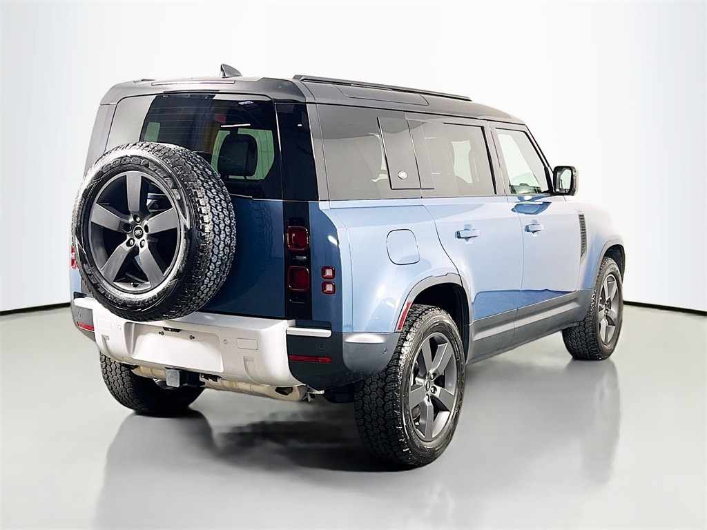 2024 LAND ROVER DEFENDER - Image 5