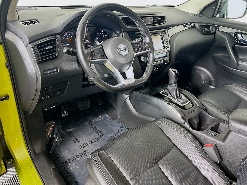 2017 NISSAN ROGUE SPORT - Image 9