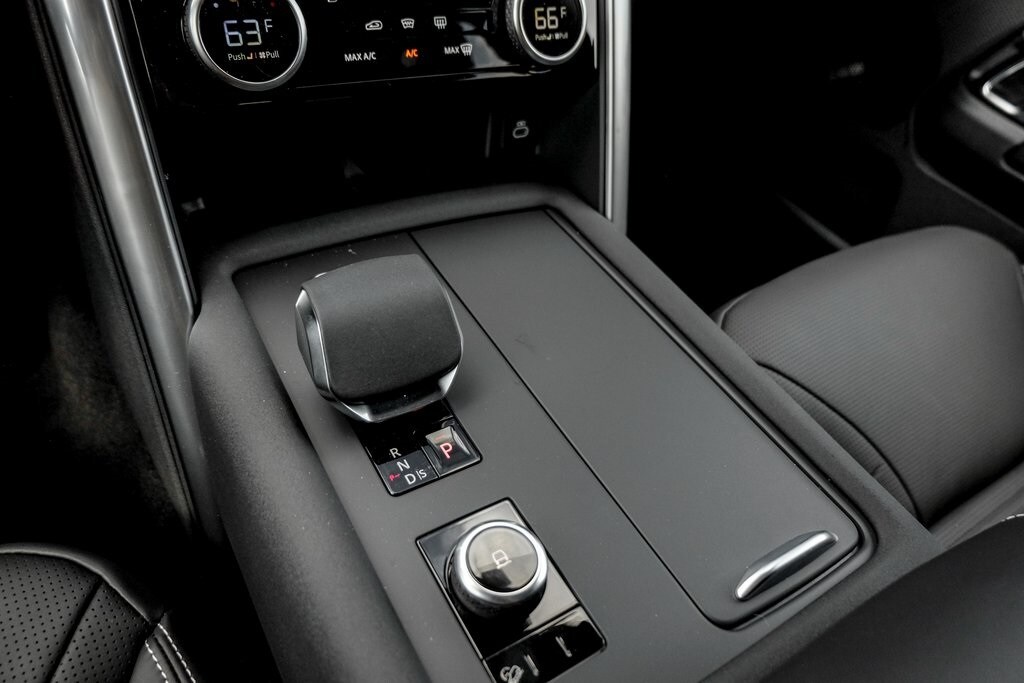 2025 LAND ROVER DISCOVERY - Image 14