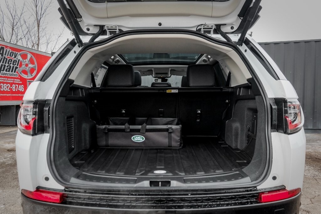 2025 LAND ROVER DISCOVERY SPORT - Image 9