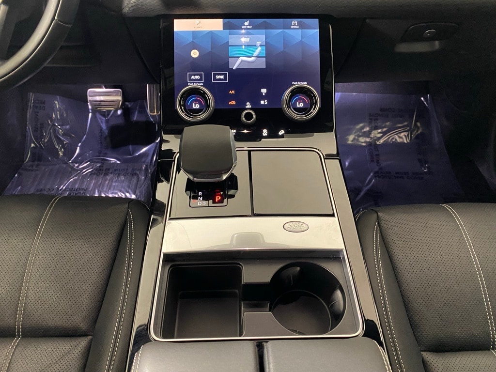 2022 LAND ROVER RANGE ROVER VELAR - Image 22