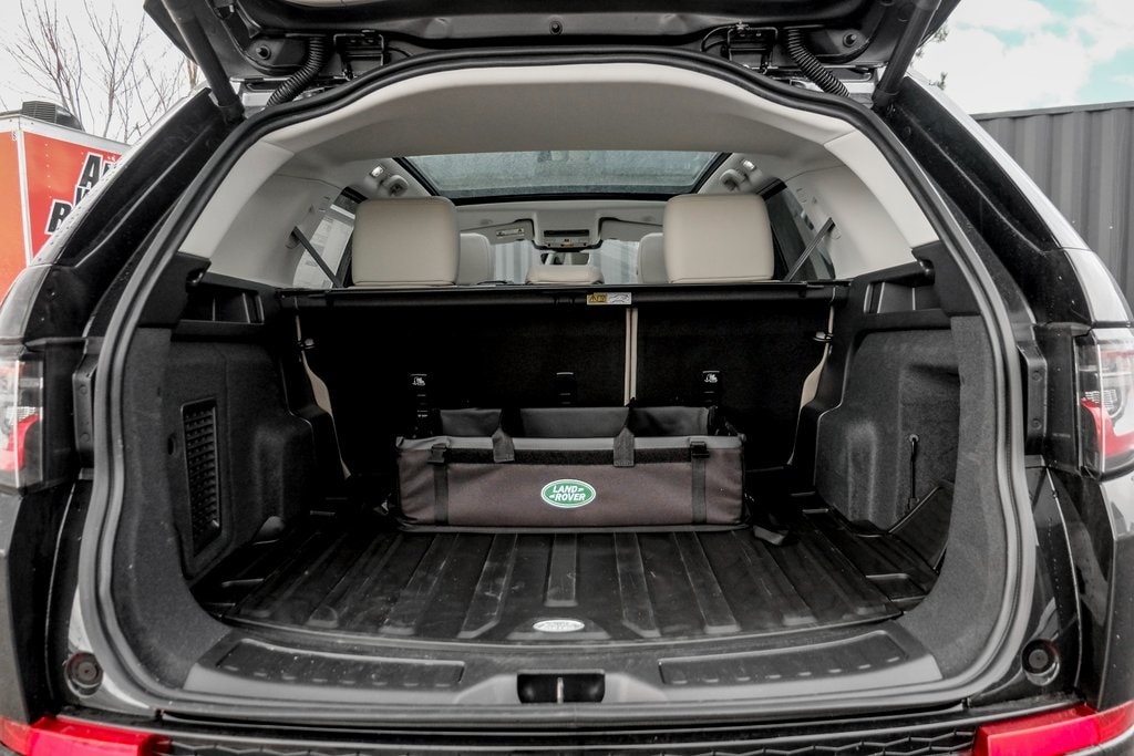 2025 LAND ROVER DISCOVERY SPORT - Image 9