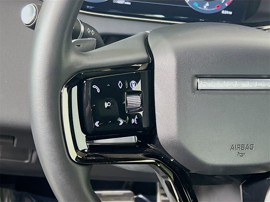 2025 LAND ROVER RANGE ROVER EVOQUE - Image 10