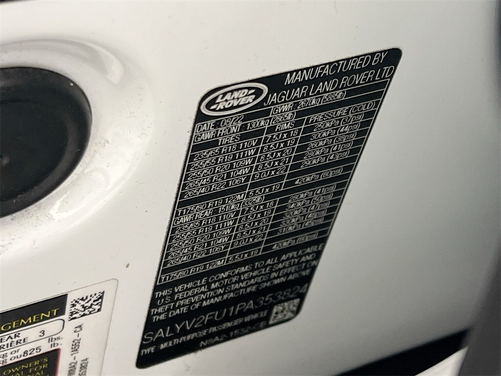 2023 LAND ROVER RANGE ROVER VELAR - Image 33