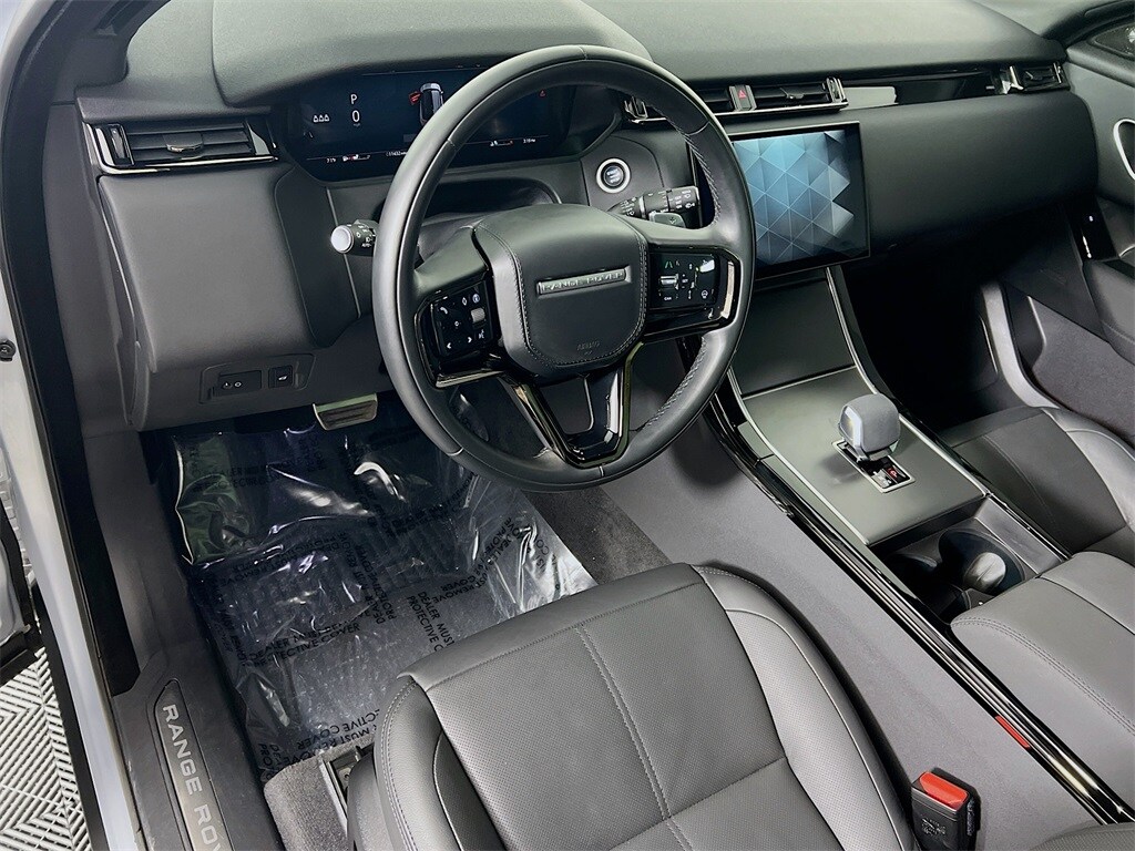 2025 LAND ROVER RANGE ROVER VELAR - Image 9