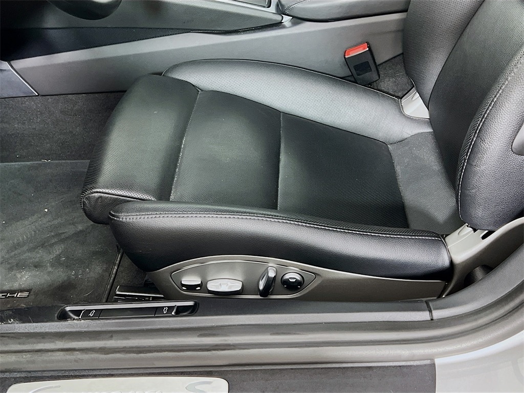 2017 PORSCHE 911 - Image 20