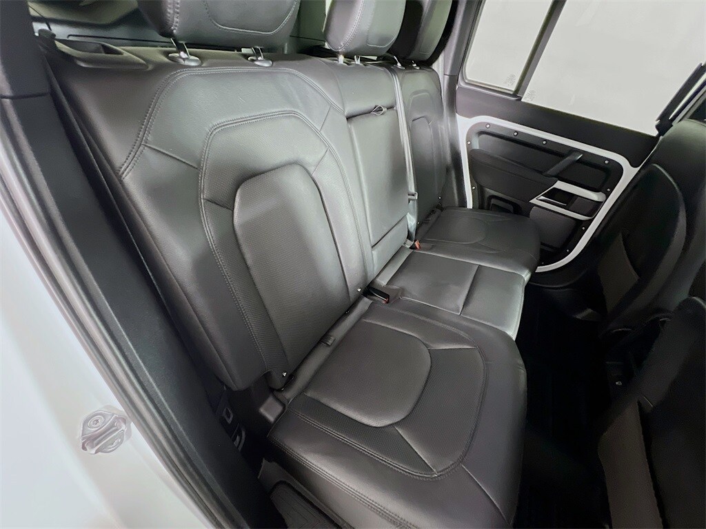 2023 LAND ROVER DEFENDER - Image 28