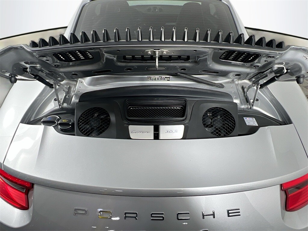 2017 PORSCHE 911 - Image 27