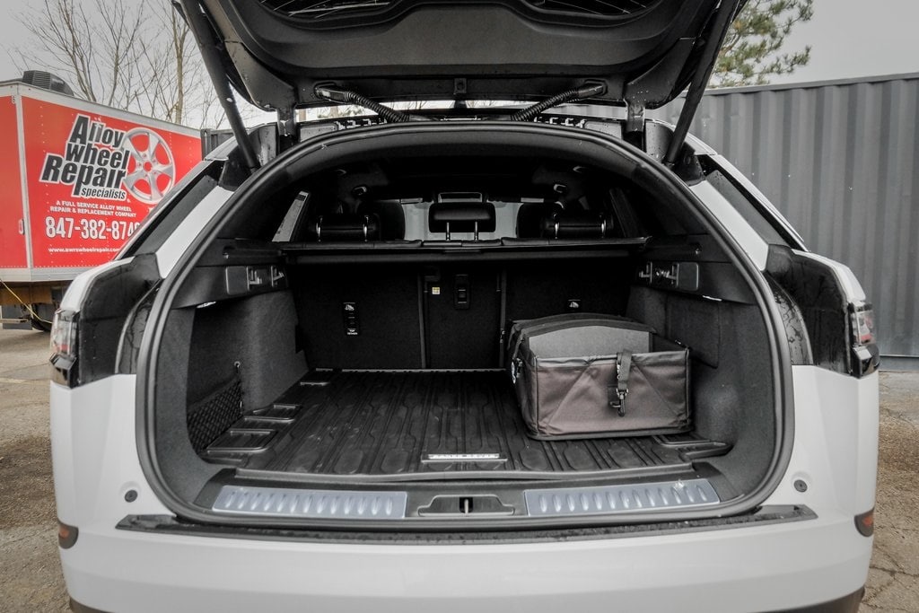 2026 LAND ROVER RANGE ROVER VELAR - Image 8