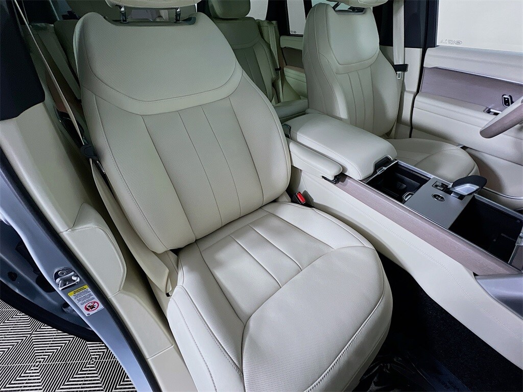 2025 LAND ROVER RANGE ROVER - Image 30