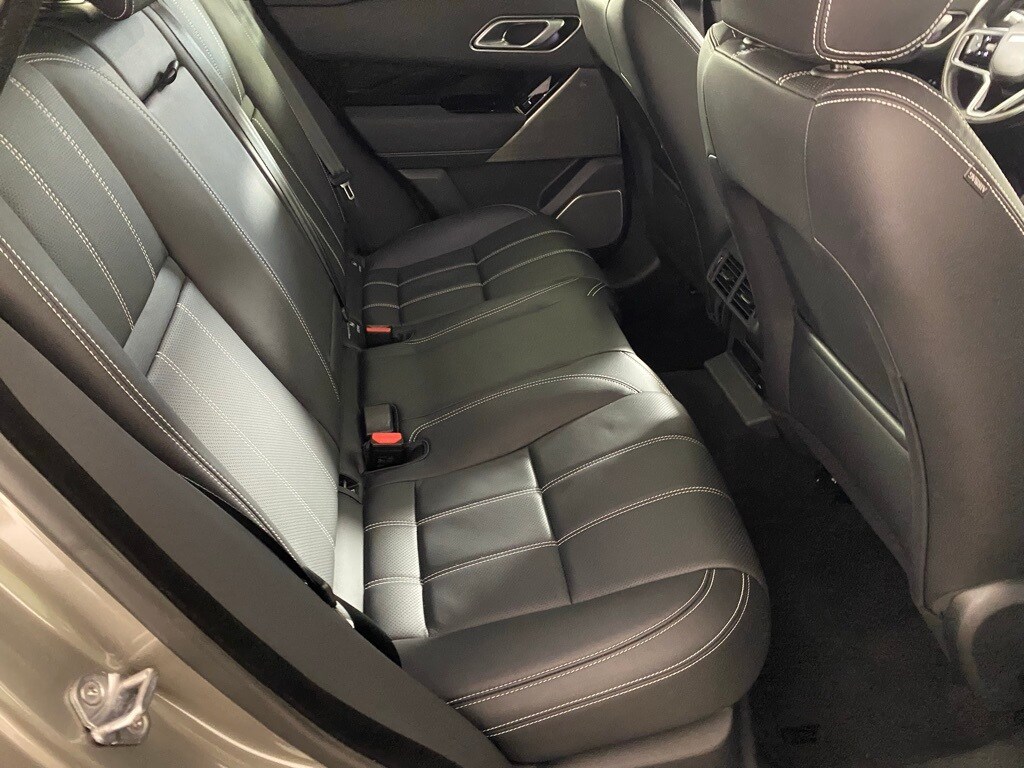 2022 LAND ROVER RANGE ROVER VELAR - Image 31