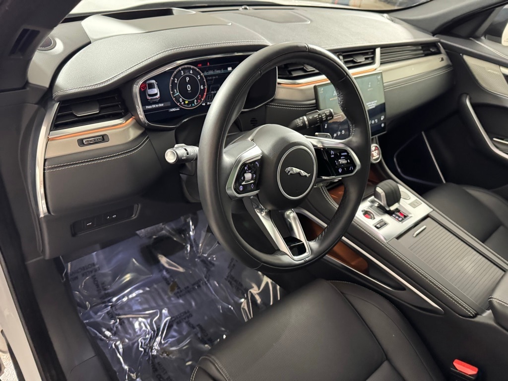 2026 JAGUAR F-PACE - Image 12