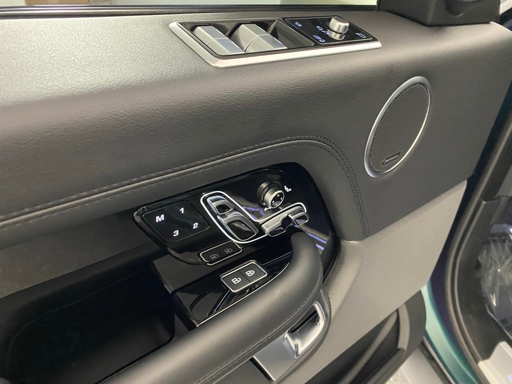 2021 LAND ROVER RANGE ROVER - Image 12