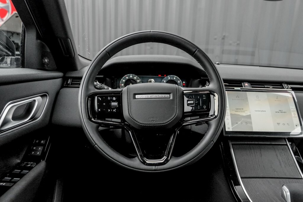 2026 LAND ROVER RANGE ROVER VELAR - Image 18