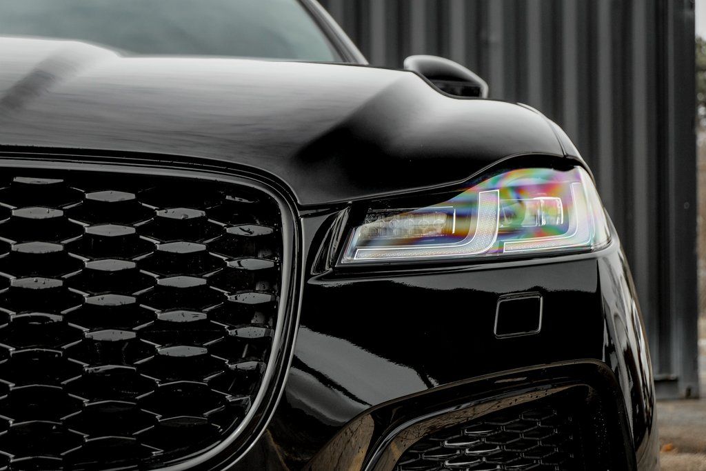2026 Jaguar F-Pace R-Dynamic S - Photo 6