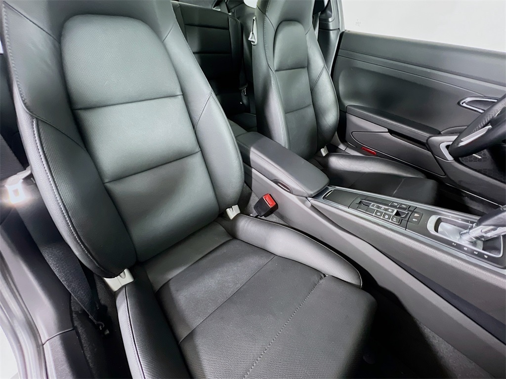 2017 PORSCHE 911 - Image 29