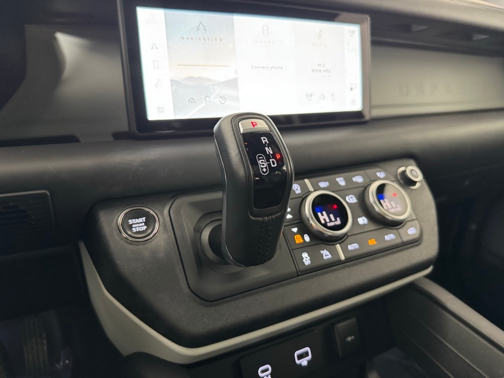 2023 LAND ROVER DEFENDER - Image 17