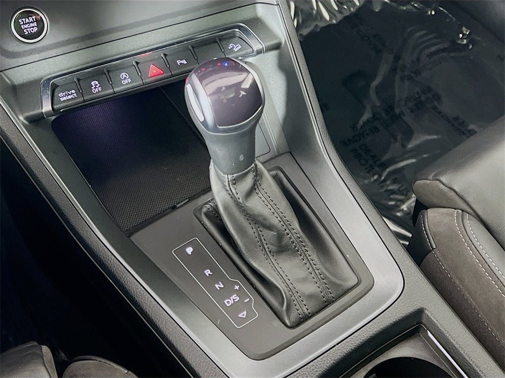 2023 AUDI Q3 - Image 16