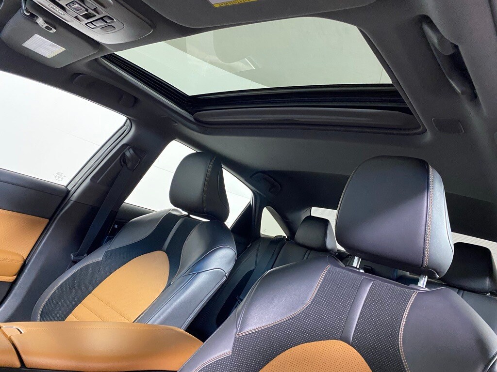 2022 TOYOTA AVALON - Image 21