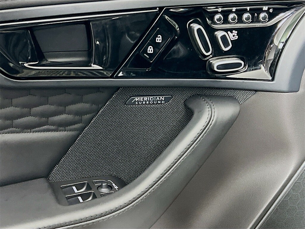 2023 JAGUAR F-TYPE - Image 19