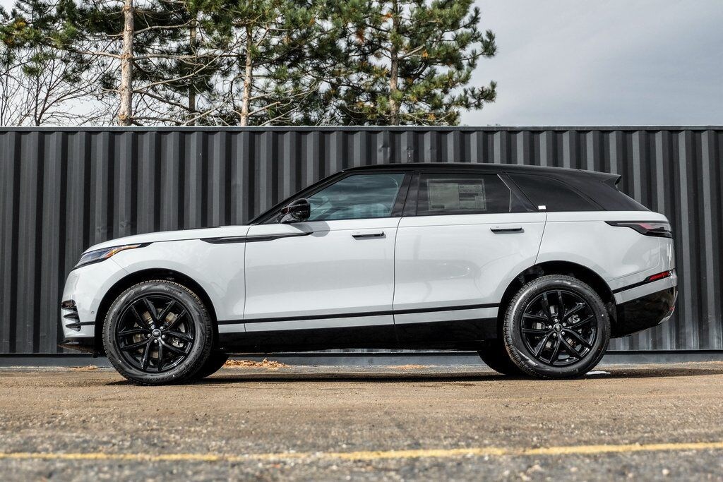 Certified 2026 Land Rover Range Rover Velar P250 Dynamic SE SUV