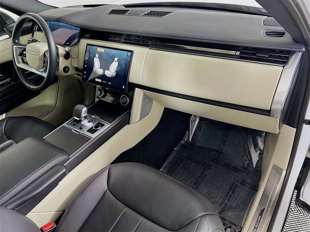 2022 LAND ROVER NEW RANGE ROVER - Image 32