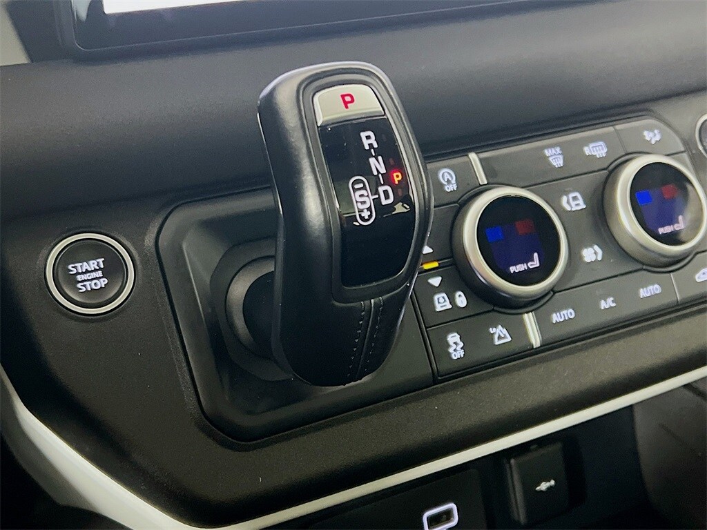 2023 LAND ROVER DEFENDER - Image 17