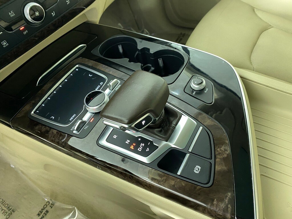 2018 AUDI Q7 - Image 19