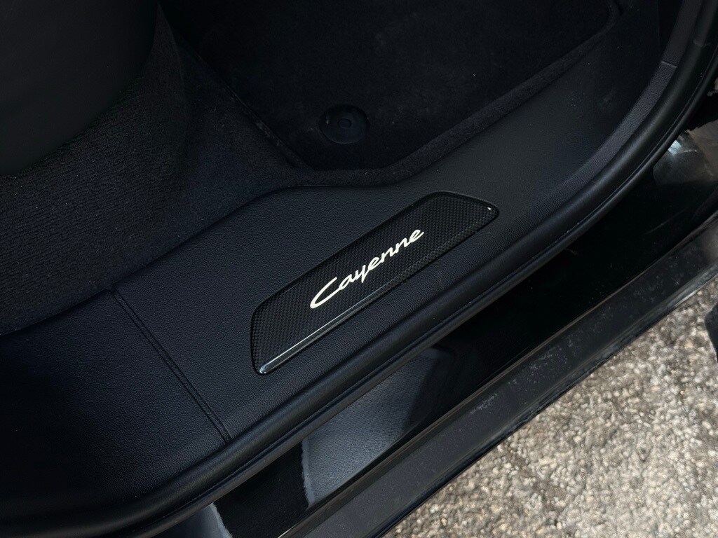 2025 PORSCHE CAYENNE - Image 17