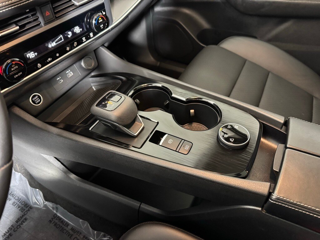 2023 NISSAN ROGUE - Image 22