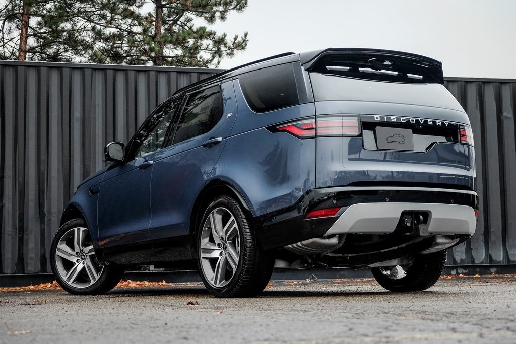 New 2026 Land Rover Discovery Tempest Edition SUV