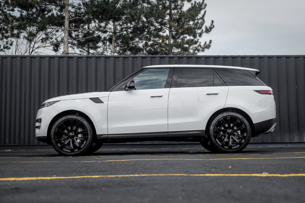 New 2026 Land Rover Range Rover Sport P360 SE SUV