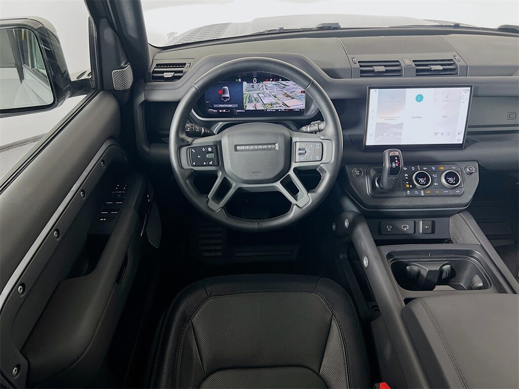 2024 LAND ROVER DEFENDER - Image 23