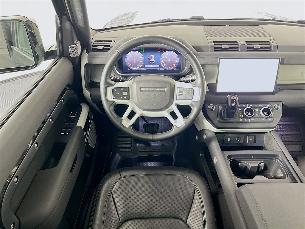 2023 LAND ROVER DEFENDER - Image 24