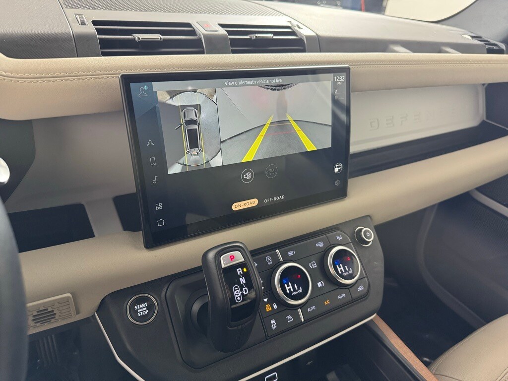 2023 LAND ROVER DEFENDER - Image 16