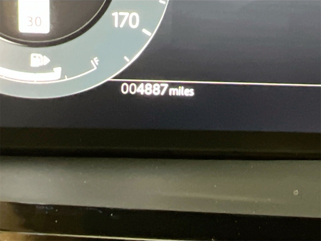 2025 LAND ROVER RANGE ROVER EVOQUE - Image 12