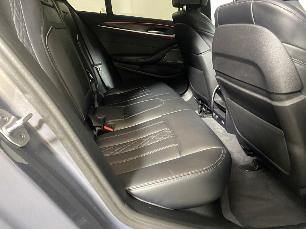 2023 BMW M550I - Image 27