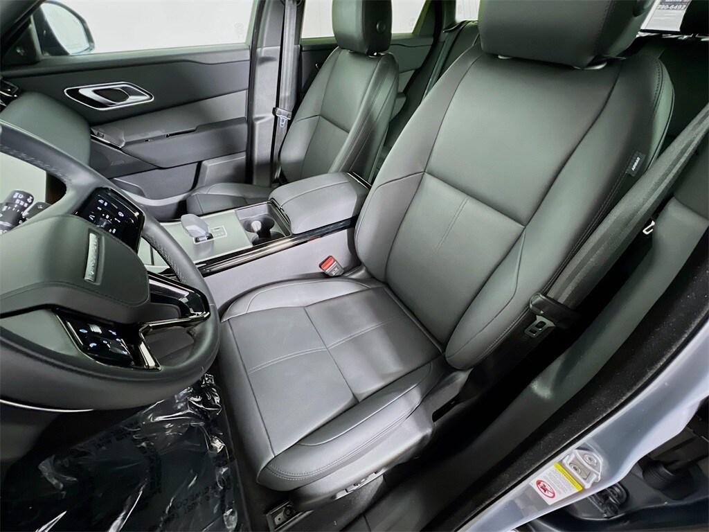 2025 LAND ROVER RANGE ROVER VELAR - Image 22