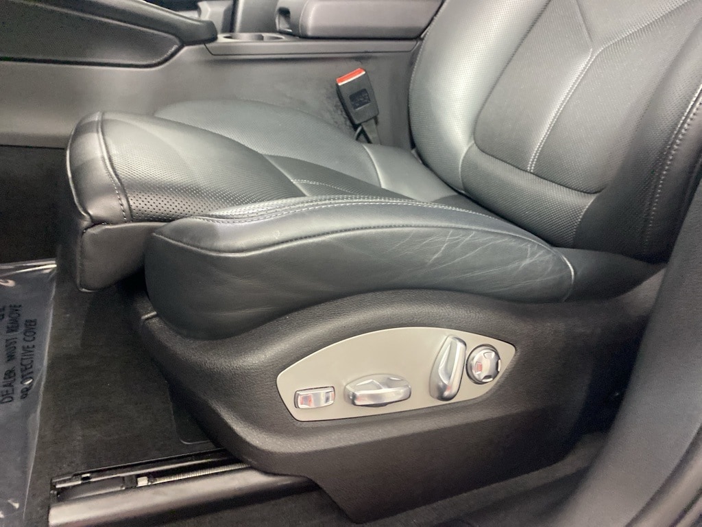 2024 PORSCHE MACAN - Image 20