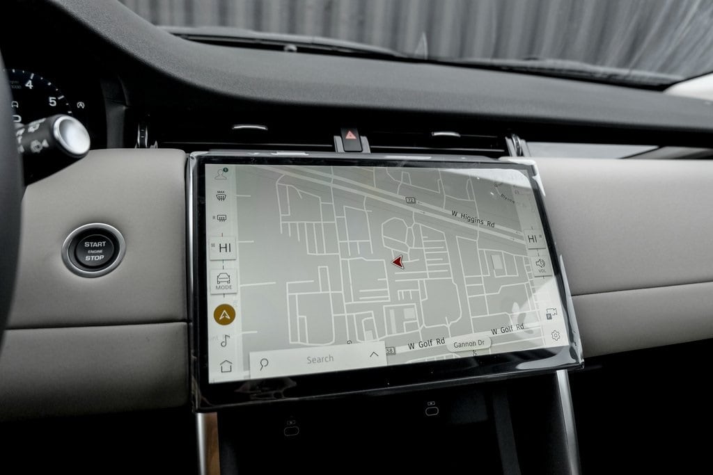 2025 LAND ROVER DISCOVERY SPORT - Image 13