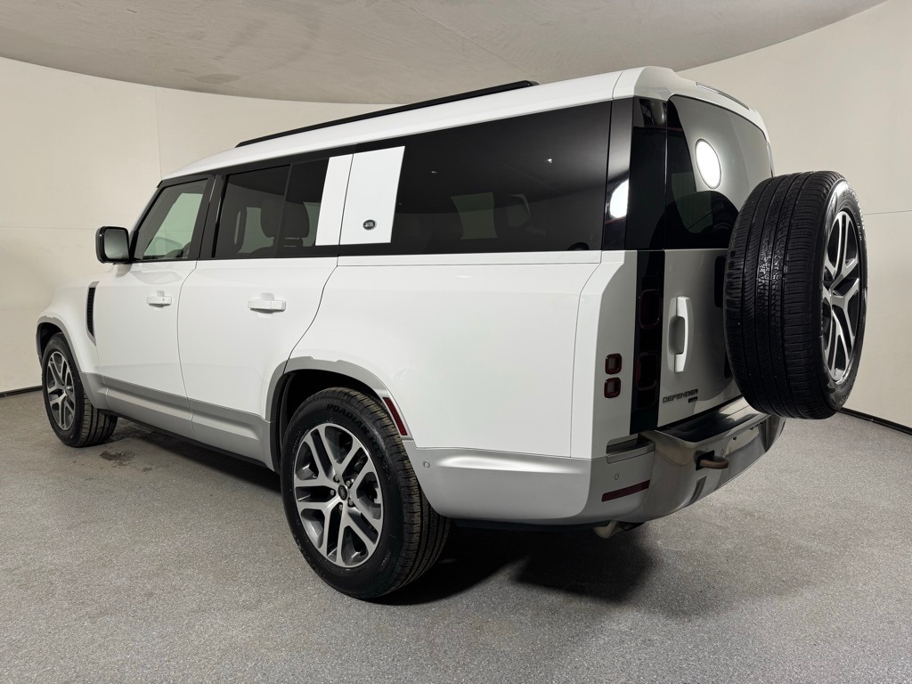 2023 LAND ROVER DEFENDER - Image 8